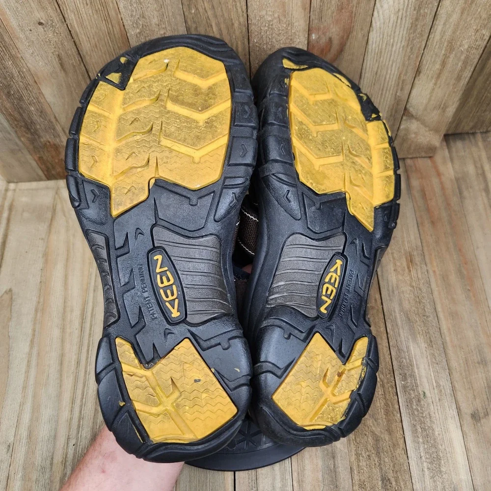 Keen Newport H2 Hiking Sport Sandals Mens Size 11 EU 44.5 Brown Waterproof